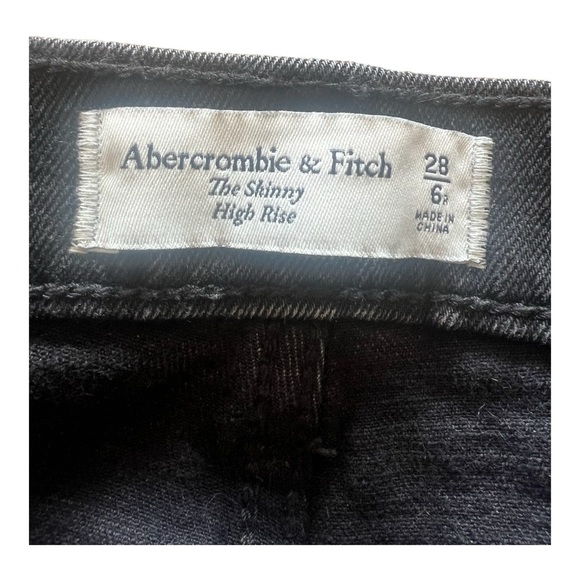 Abercrombie and Fitch - skinny high rise jeans - Picture 4 of 4